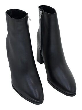 Calvin Klein Dezzi 2.95 Inch Block Heel Ankle Boot Black Size 9.5M